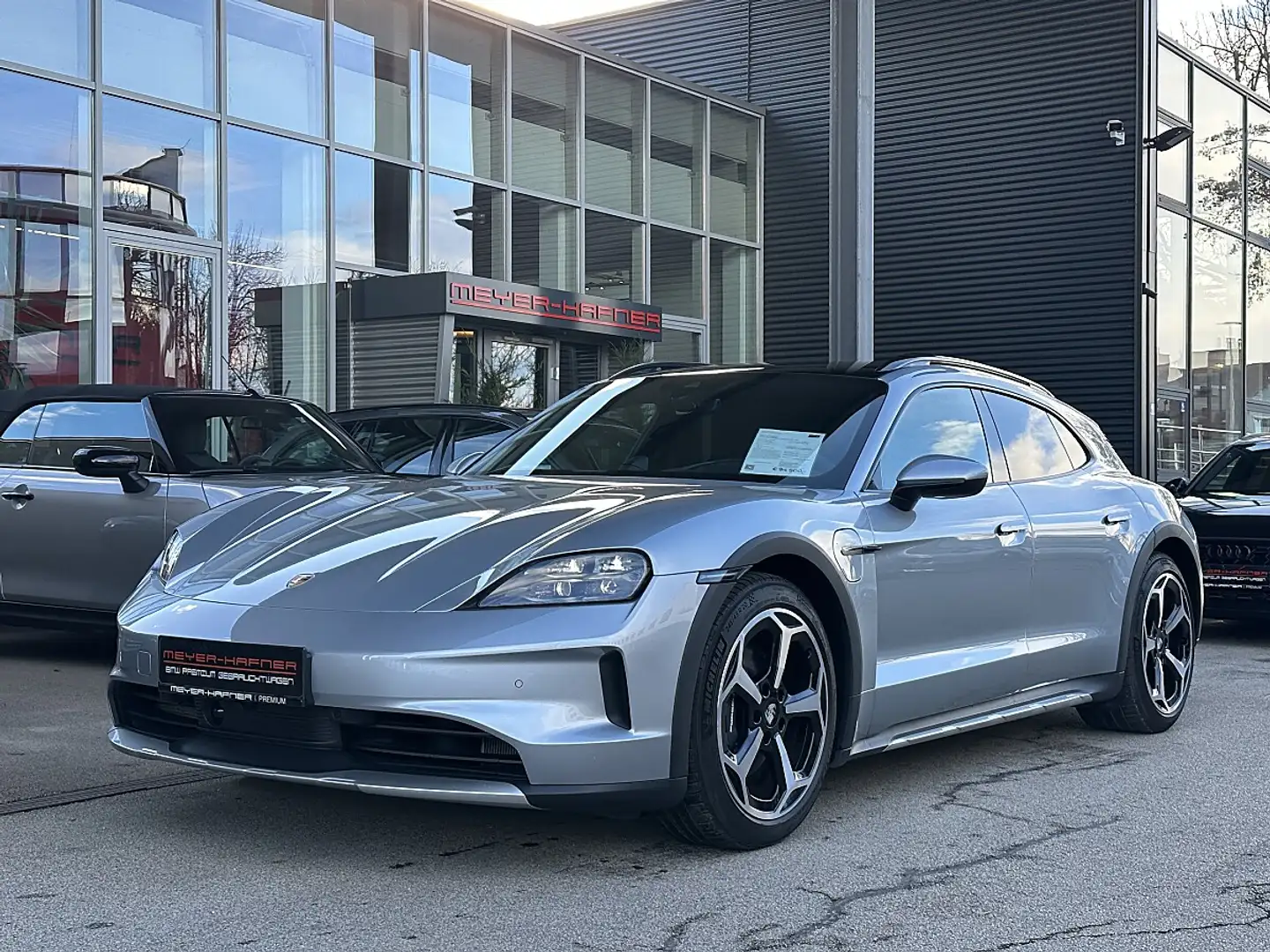 Porsche Taycan 4 Cross Turismo FACELIFT / Head Up / BOSE / Pan... Silber - 2