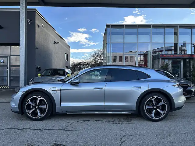 Porsche Taycan 4 Cross Turismo FACELIFT / Head Up / BOSE / Pan... Ansicht 6