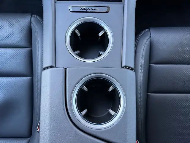 Porsche Taycan 4 Cross Turismo FACELIFT / Head Up / BOSE / Pan... Ansicht 27