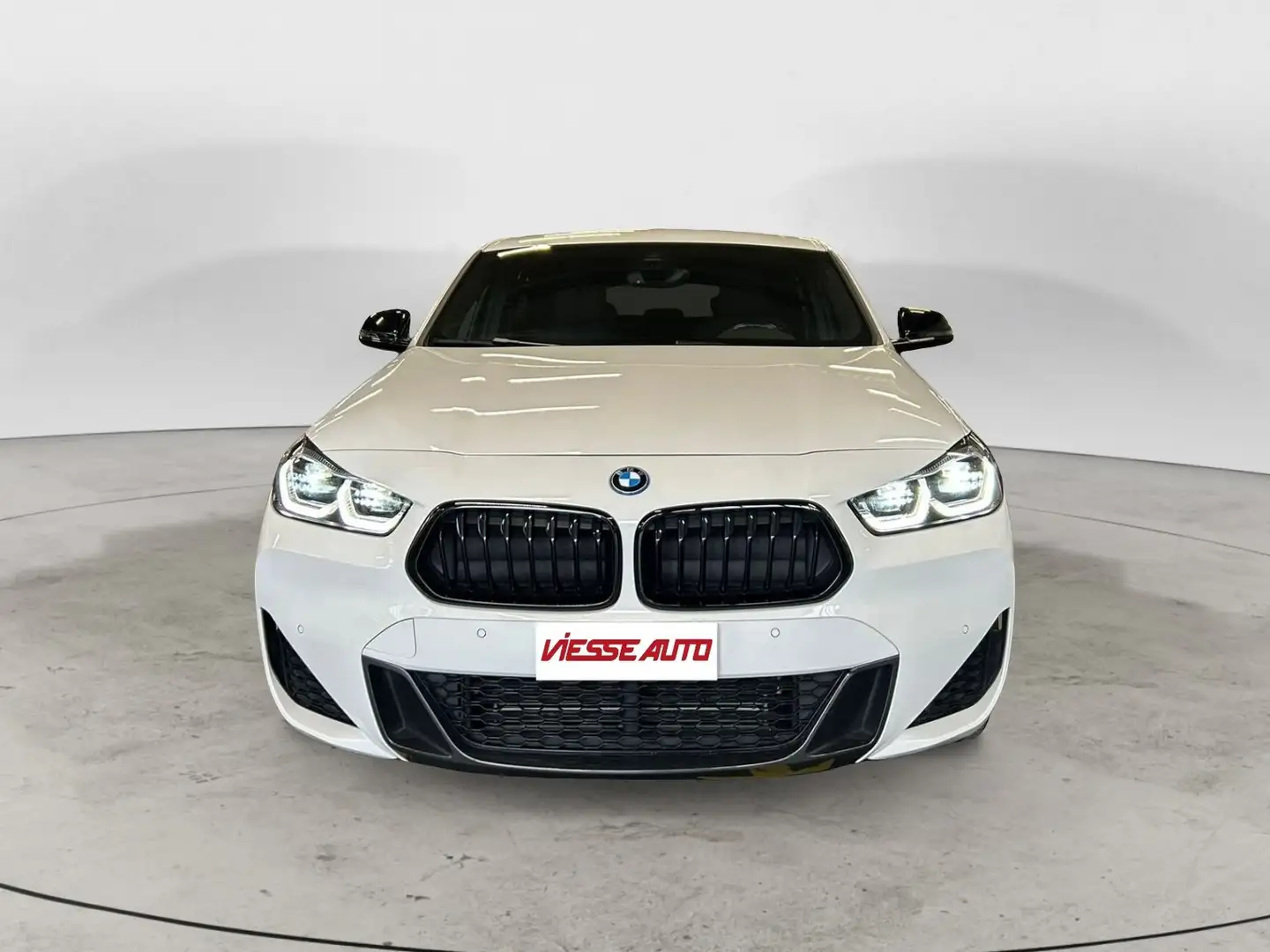 BMW X2 X2 F39 xdrive25e Msport auto Bianco - 2