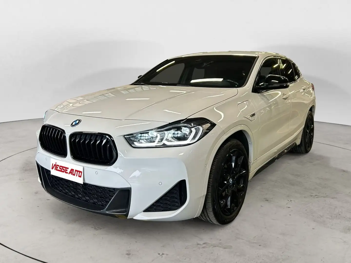 BMW X2 X2 F39 xdrive25e Msport auto Bianco - 1
