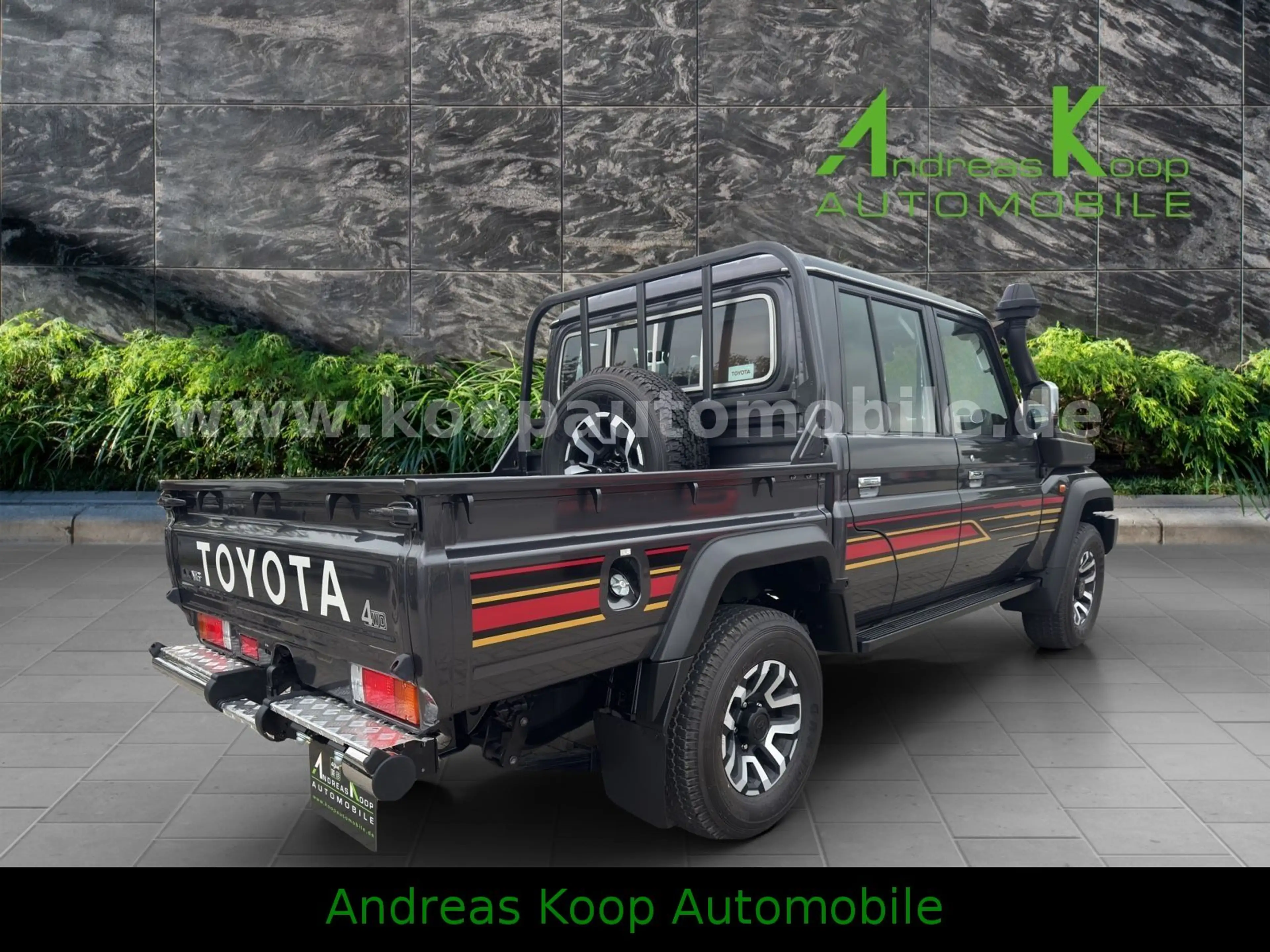 Toyota Land Cruiser GRJ 79 DC LX-Z Automatik LED Leder — photo 3