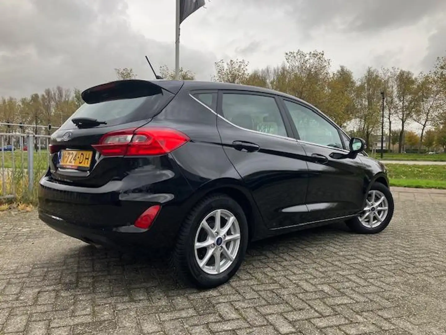 Ford Fiesta 1.0 EcoBoost 100PK Titanium Noir - 2