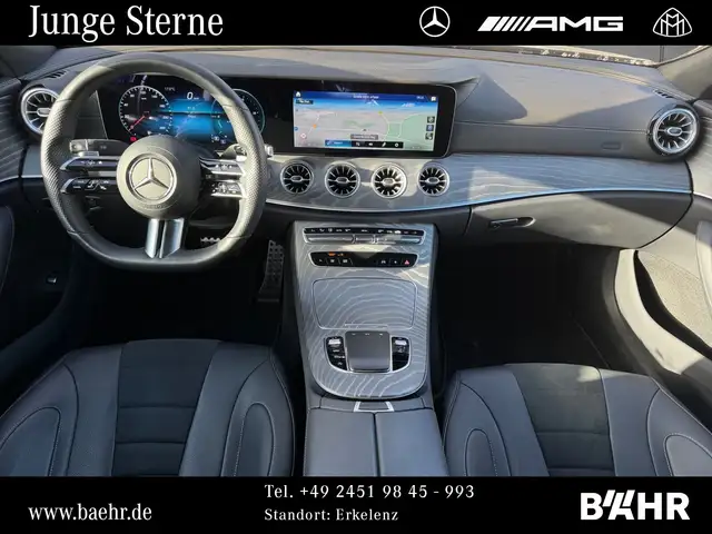 Mercedes-Benz CLS view 4