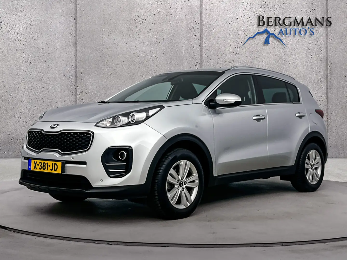 Kia Sportage 1.6 GDI DynamicLine // CAMERA // TREKHAAK // Grijs - 1