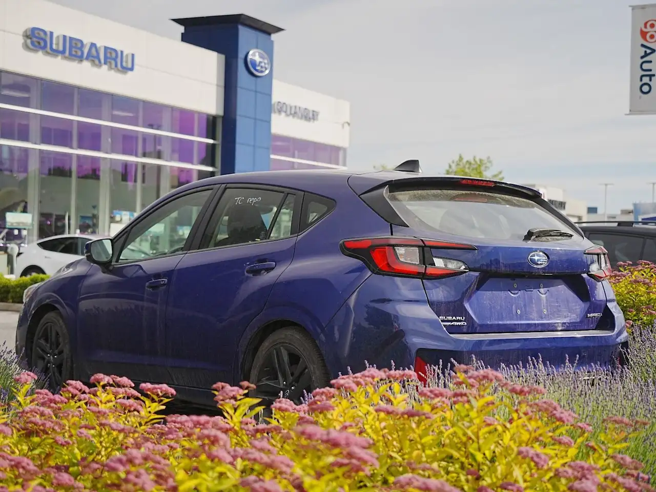Subaru Impreza снимка Subaru Impreza