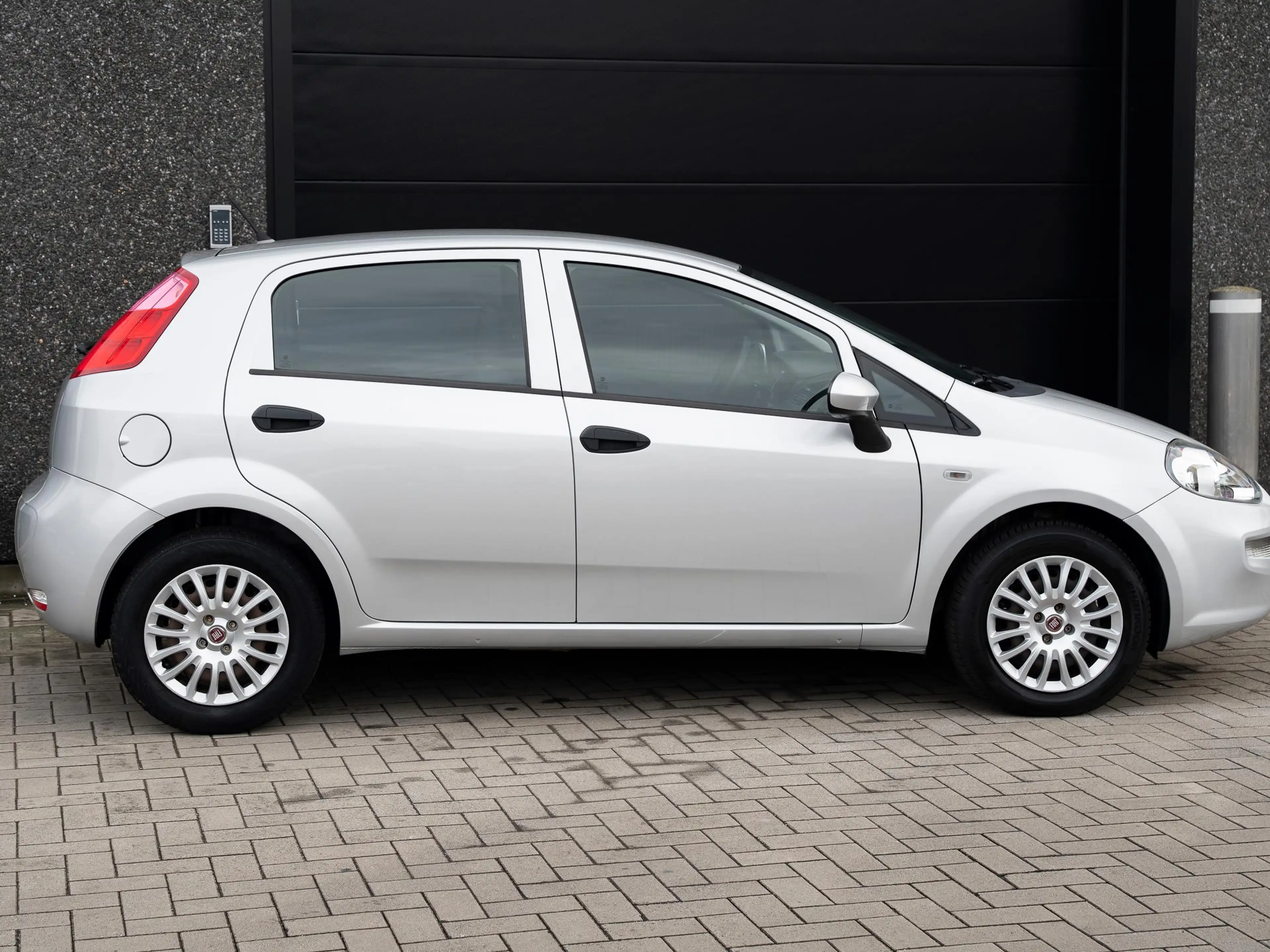 Fiat Punto Punto 1.2i ** Garantie / Topstaat ** — photo 3