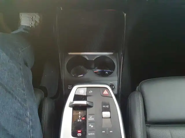 BMW 2 Series view 10