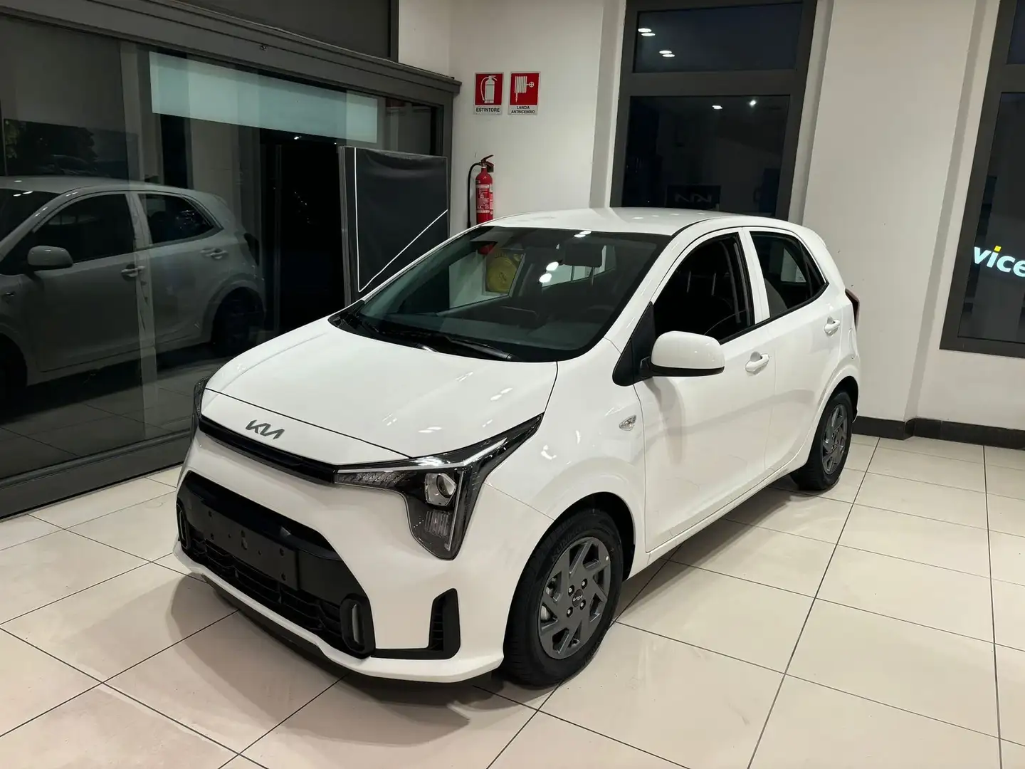 Kia Picanto 1.0 12V 5 porte Urban Bianco - 1