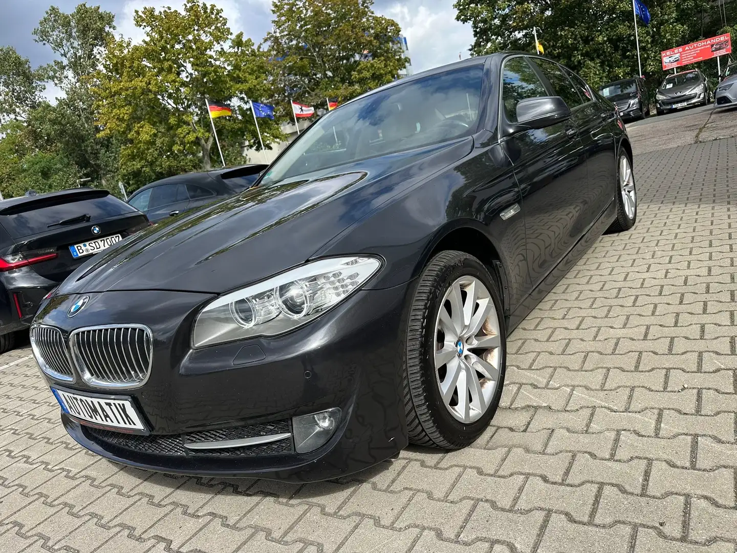 BMW 525 525d Automatik *Tüv 02/27 Schwarz - 2