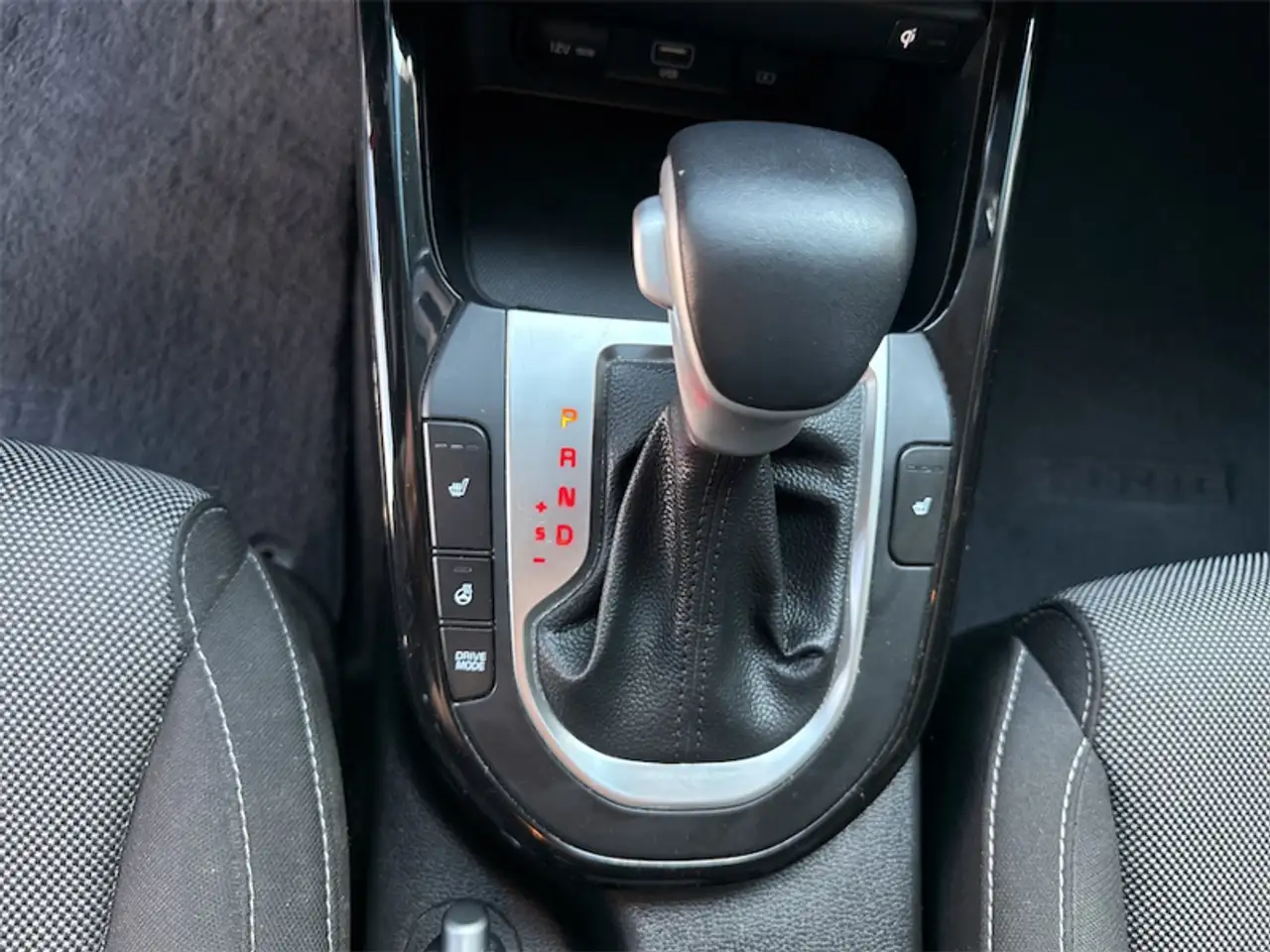 Kia Forte fotografie Kia Forte
