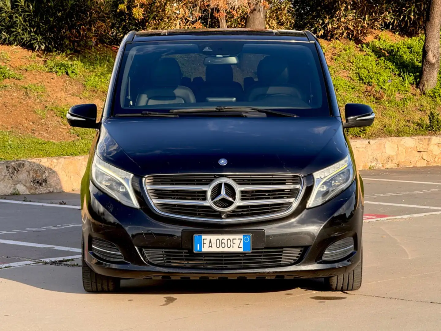 Mercedes-Benz V 250 CDI AUTOMATIC PASSO MEDIO+PELLE+TELEC360+NAVI Nero - 2