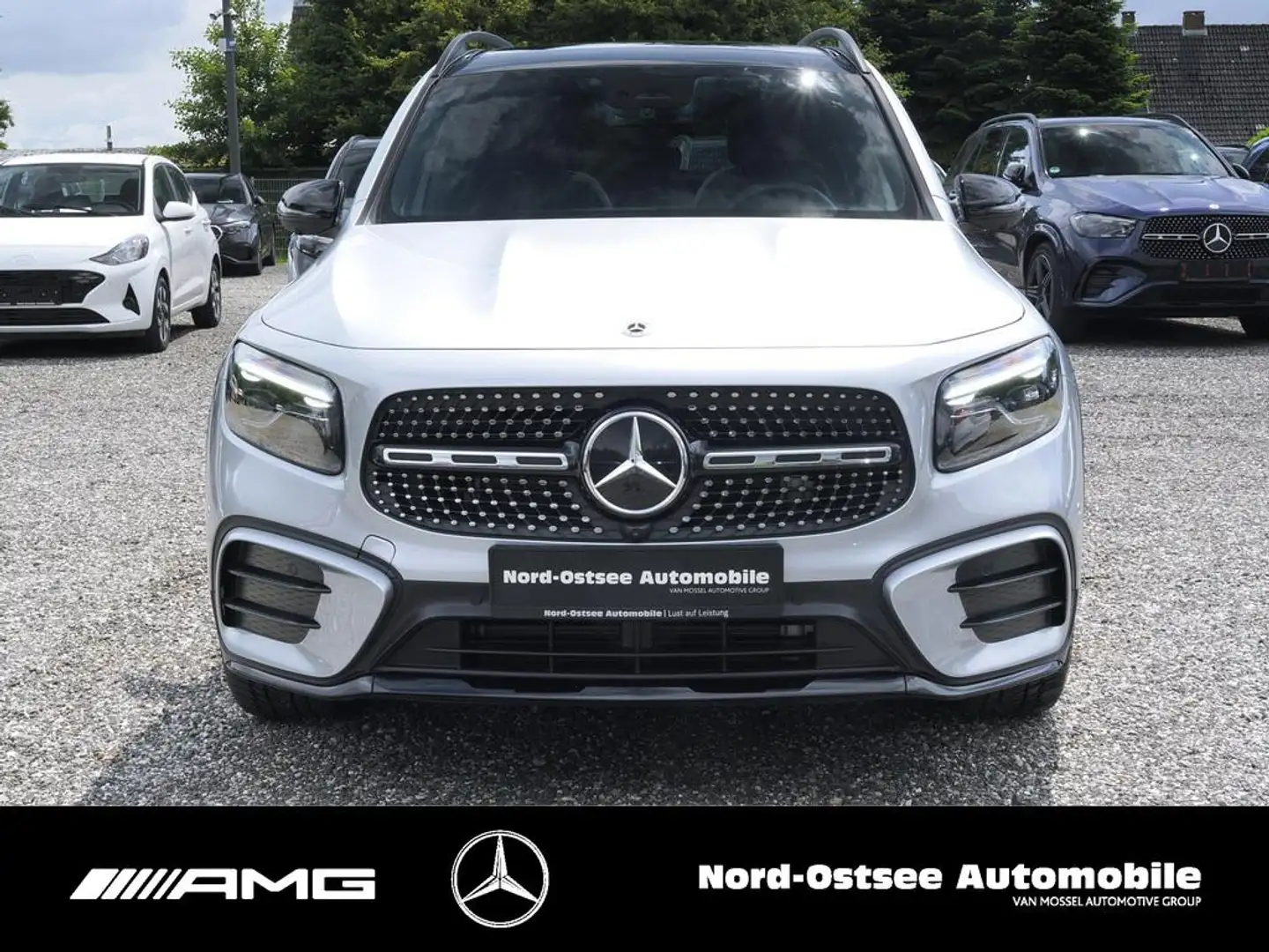 Mercedes-Benz GLB 220 d 4M AMG ADV+ 360°KAM MULTIBEAM TEMPO AHK SHZ Silber - 2