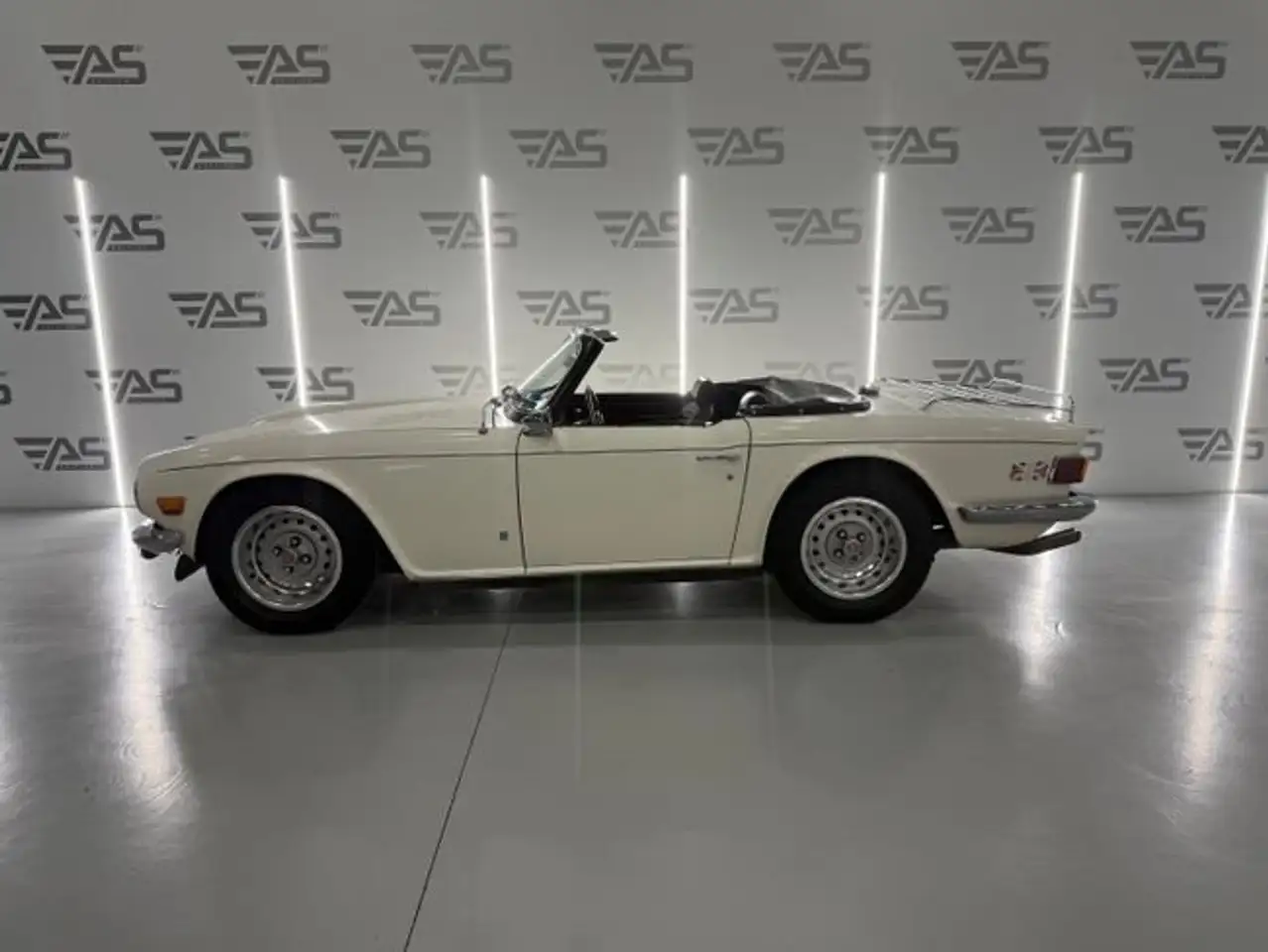 Triumph 1974 2.5cc. 6 en línea 105cv – CARBURADOR !!!, foto 5