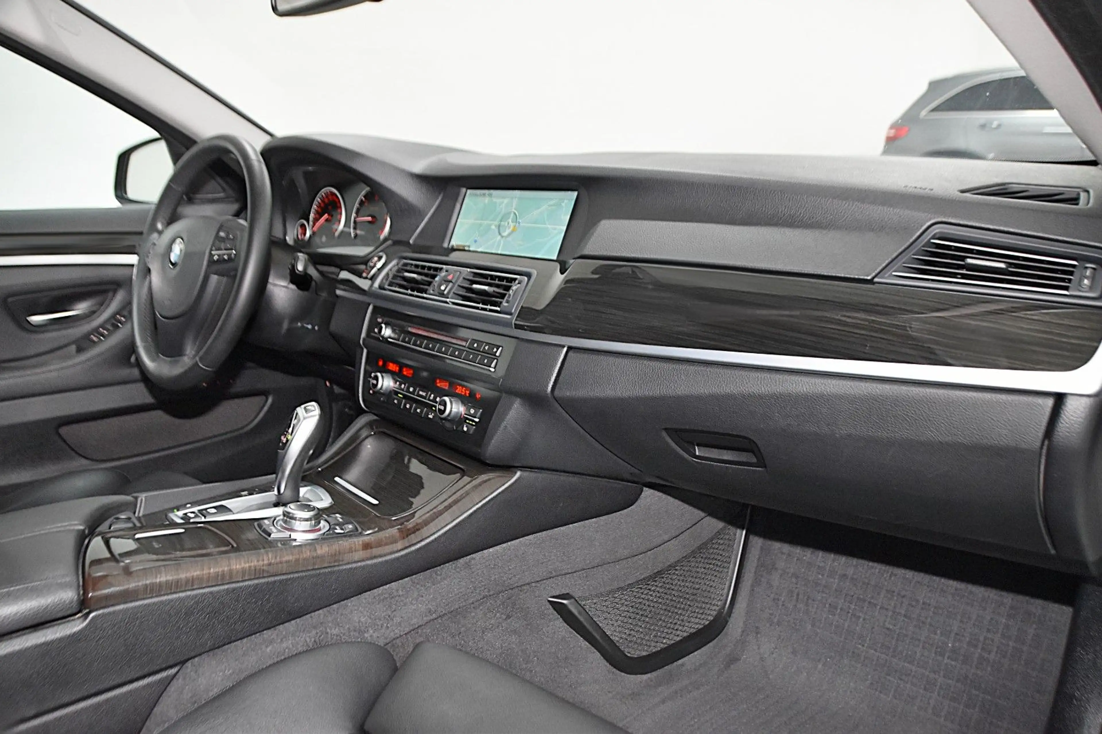 BMW 525 D*AUS 2 HAND*FINANZIERUNG MÖGLICH* — photo 14