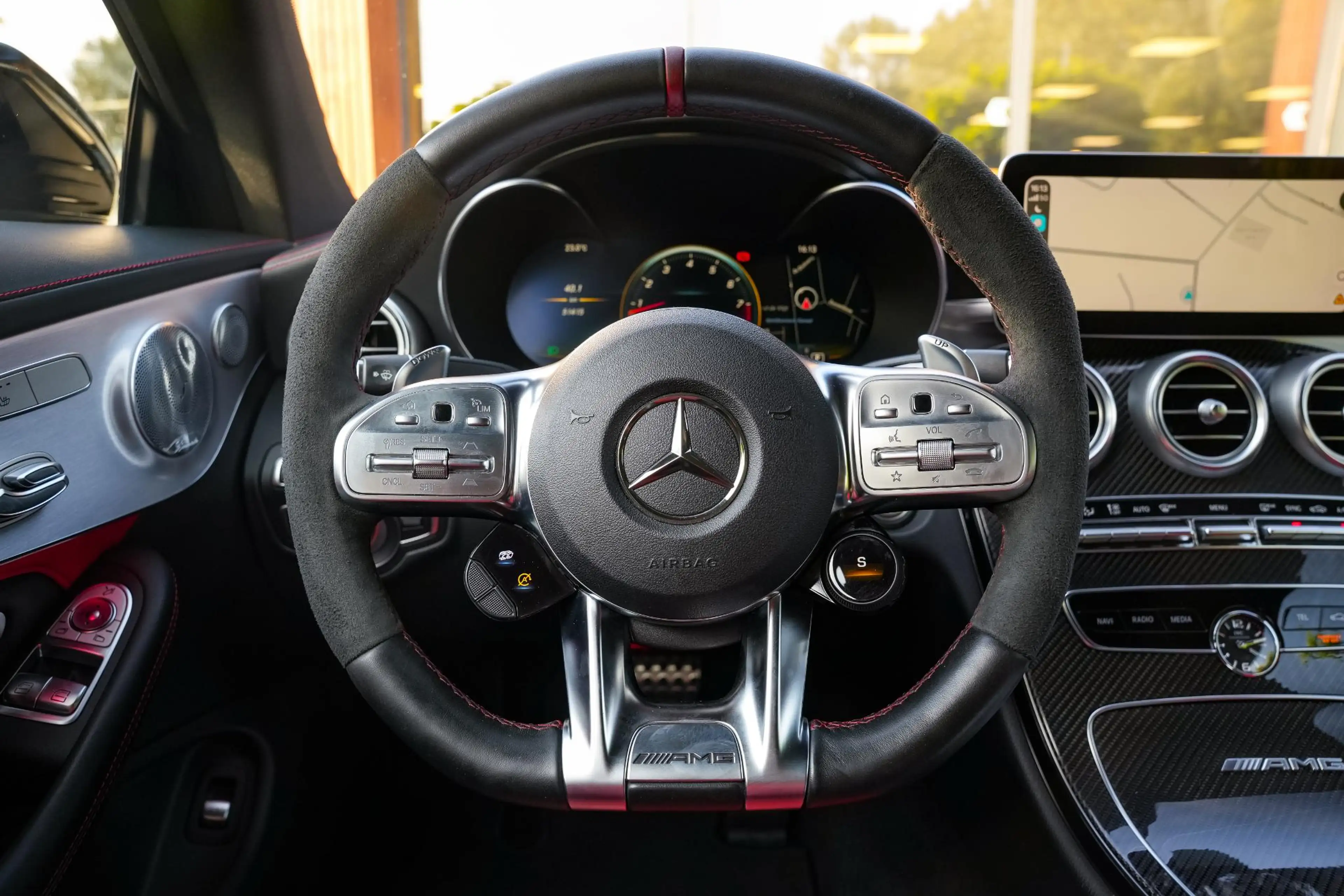 Mercedes-Benz C 63 AMG Coupé S Premium Plus Pack Pano Perfrect onderhoude — photo 2