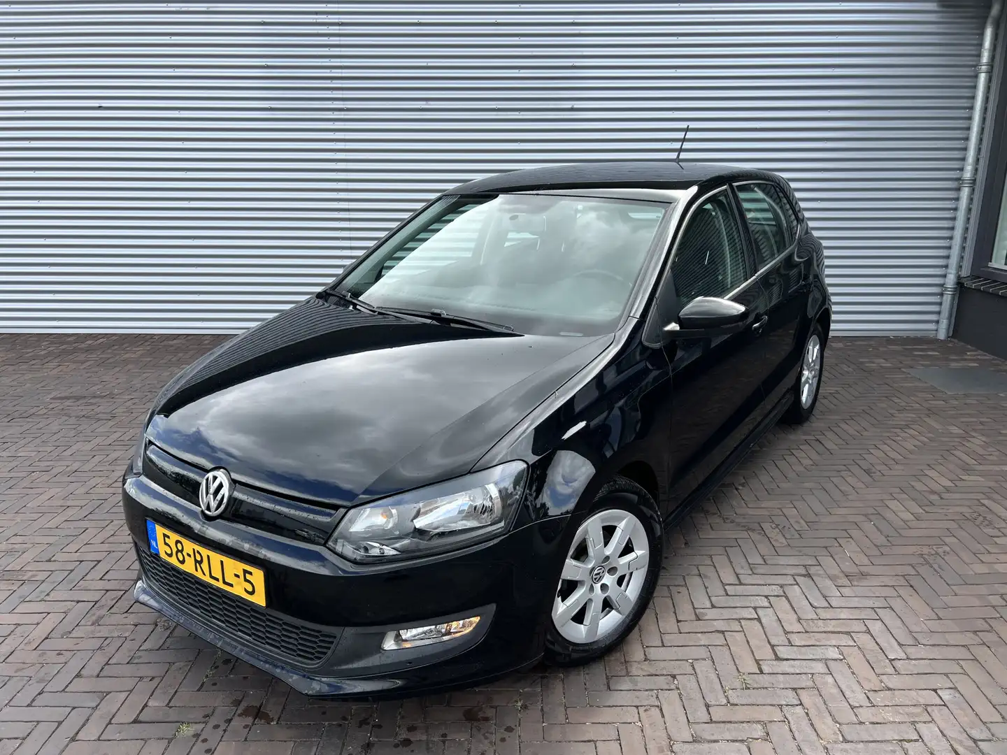Volkswagen Polo 1.2 TDI BlueMotion Comfortline Zwart - 1