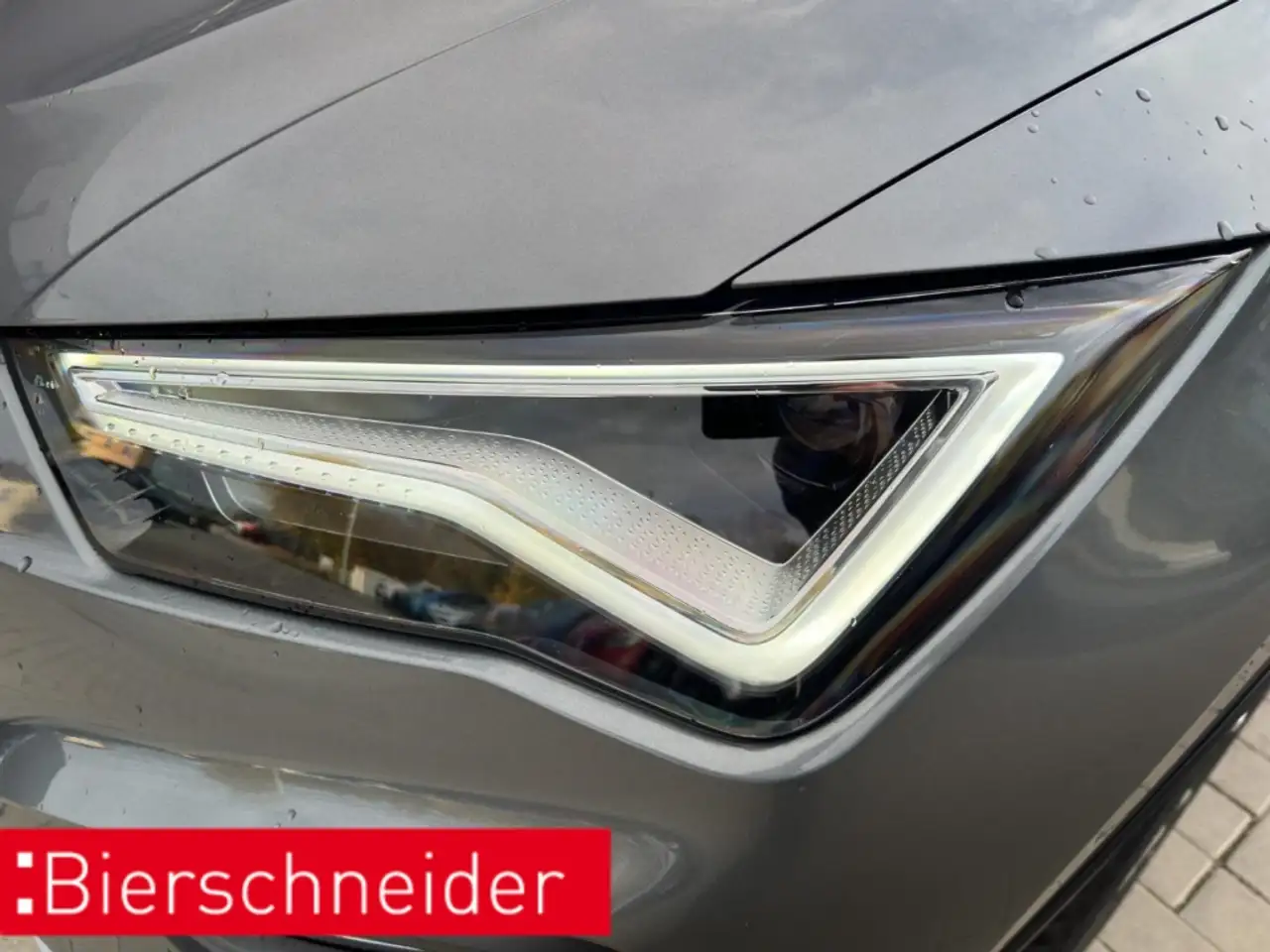 SEAT Ateca 1.5 TSI DSG Xperience NAVI REAR VIEW SHZ 35