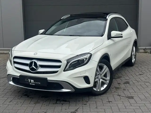 Mercedes-Benz GLA 250 Pano dak/LED/zetelverwarming