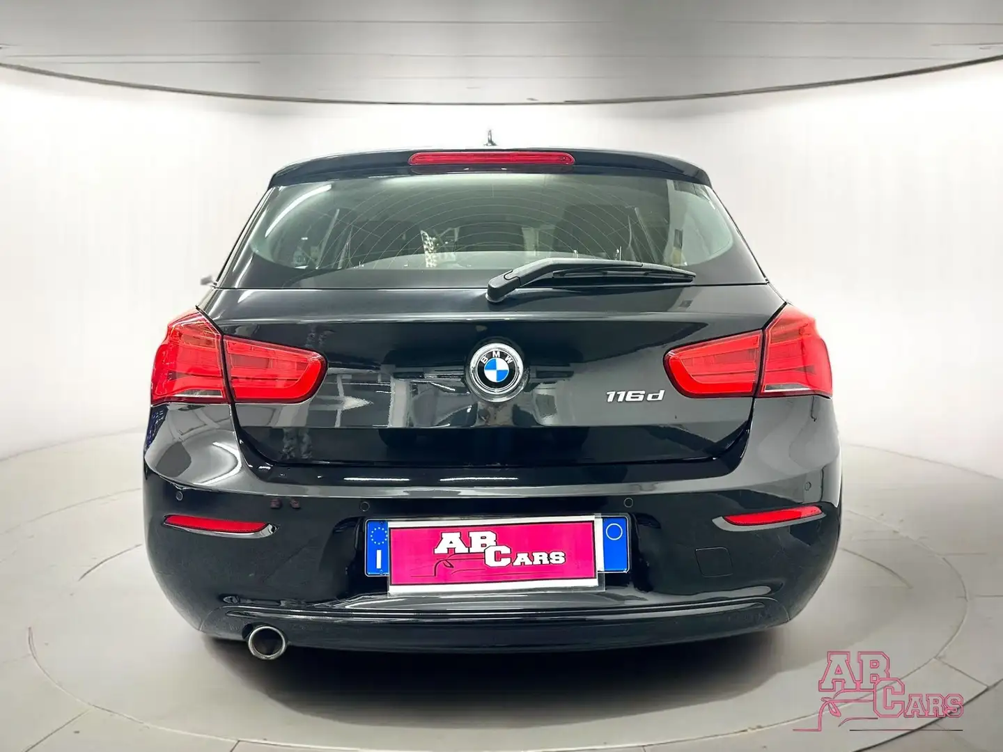 BMW 116 116d 5p. Urban Nero - 2