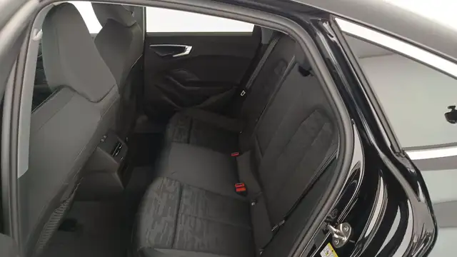 Audi A5 view 11