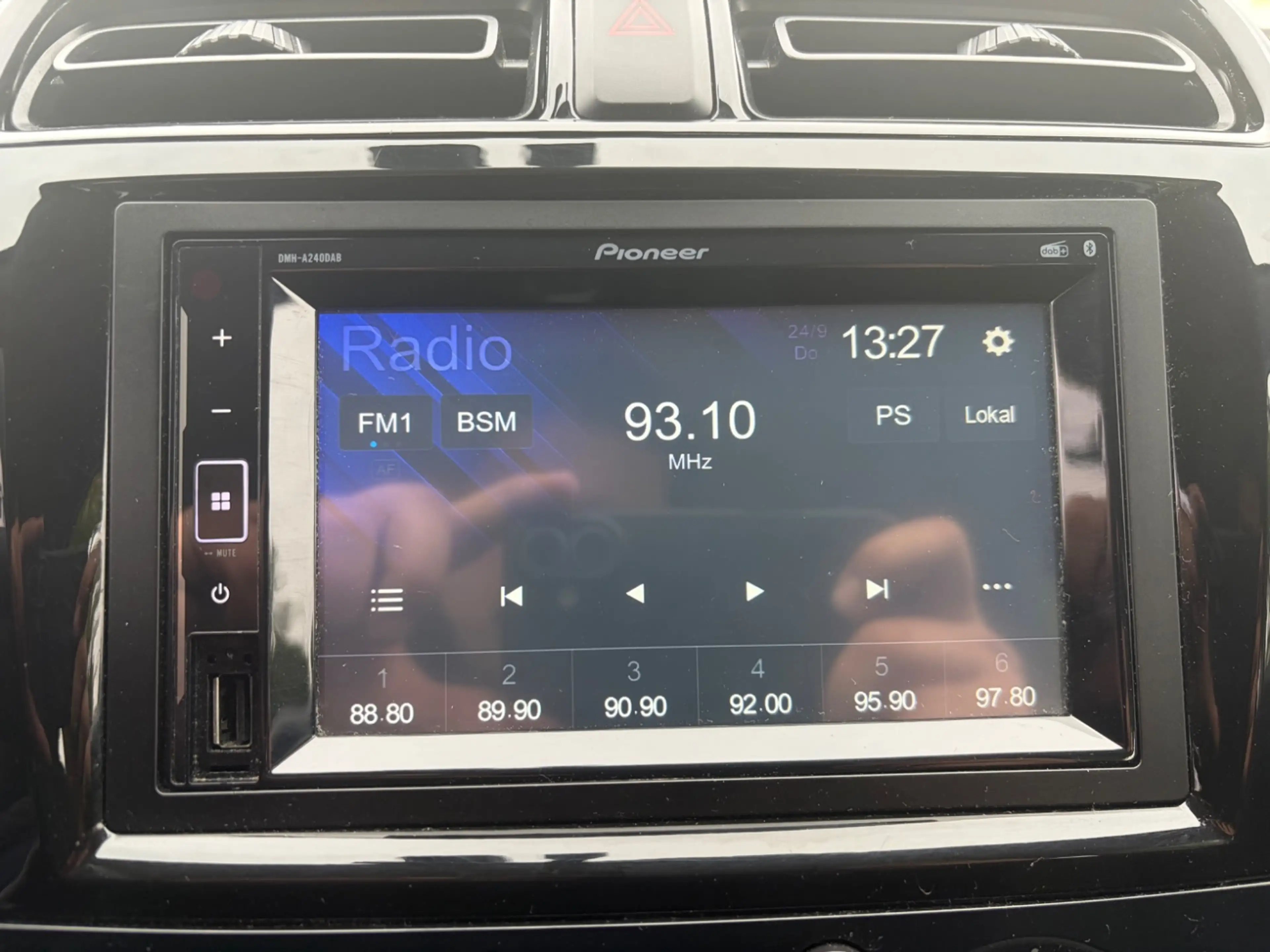 Mitsubishi Space Star 1.2 Select *KLIMAANLAGE*DAB*BLUETOOTH* — photo 11
