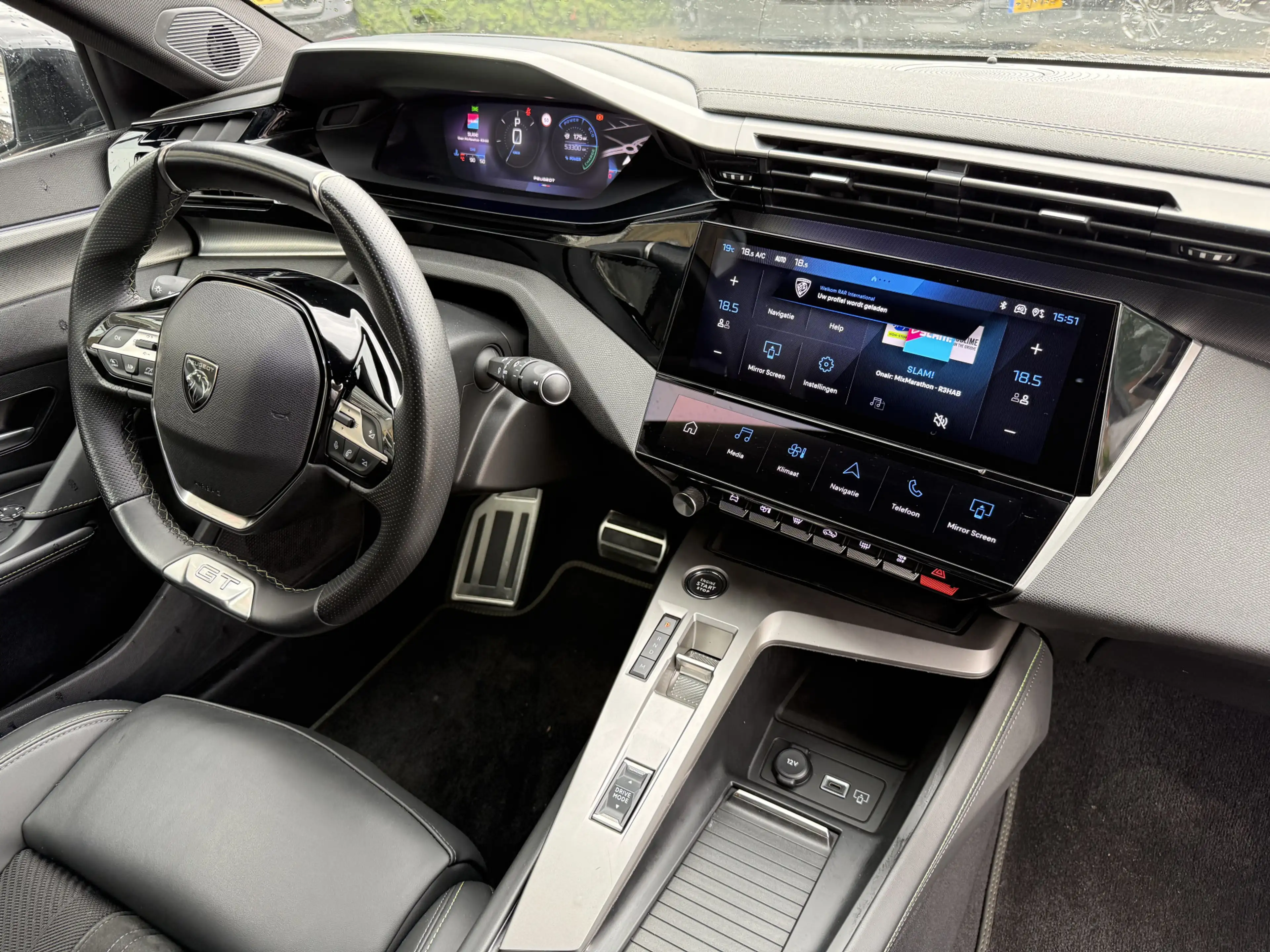 Peugeot 408 Hybrid 145 e-DCS6 GT aut., Schuif/kanteldak | Trek — photo 3