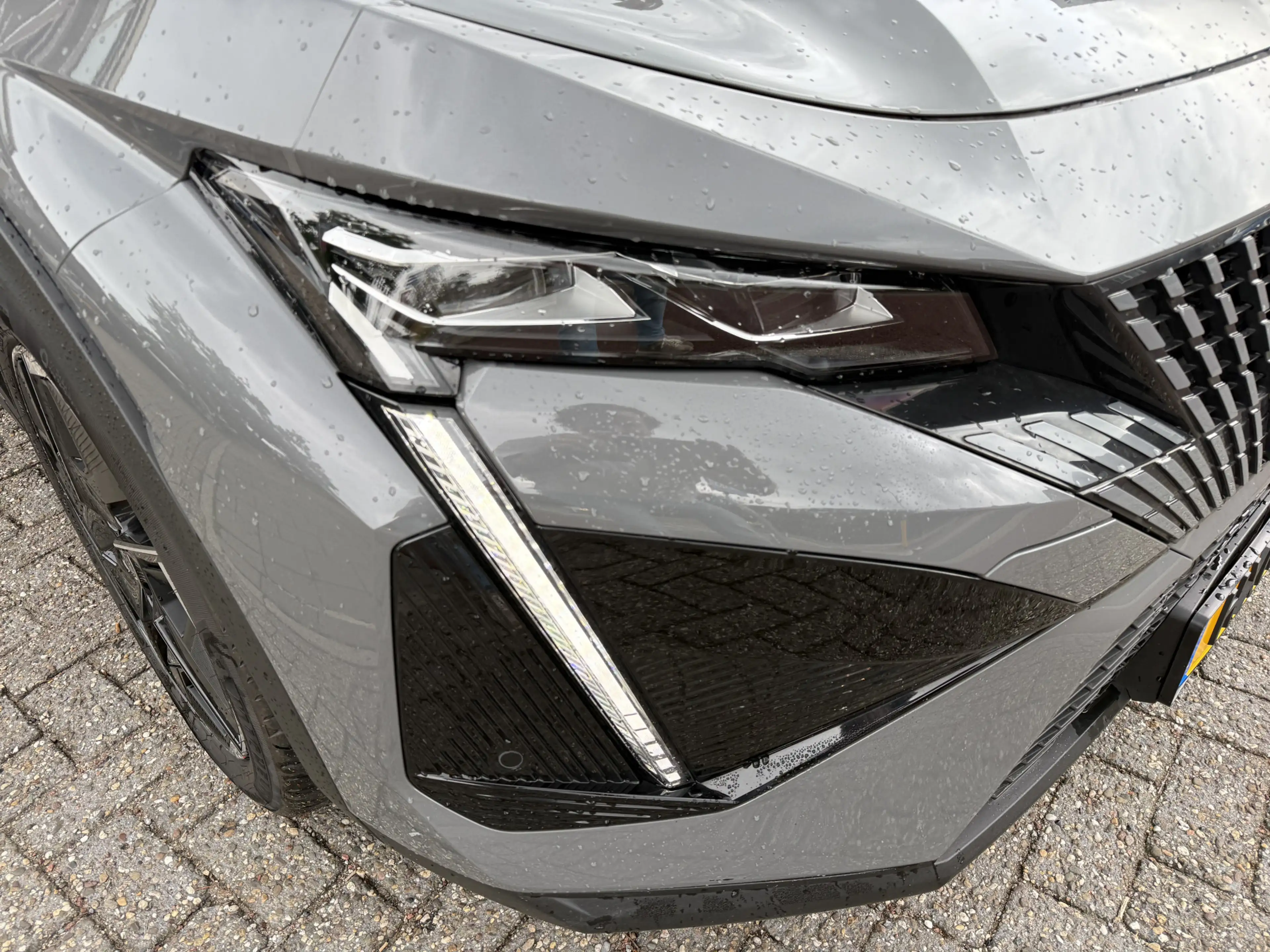 Peugeot 408 Hybrid 145 e-DCS6 GT aut., Schuif/kanteldak | Trek — photo 13