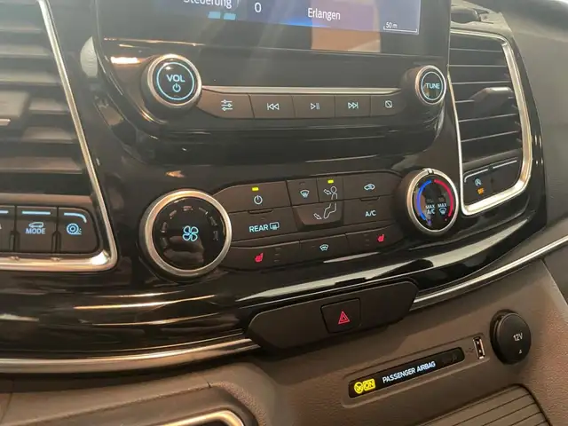 Ford Nugget view 15