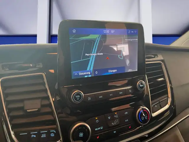 Ford Nugget view 14