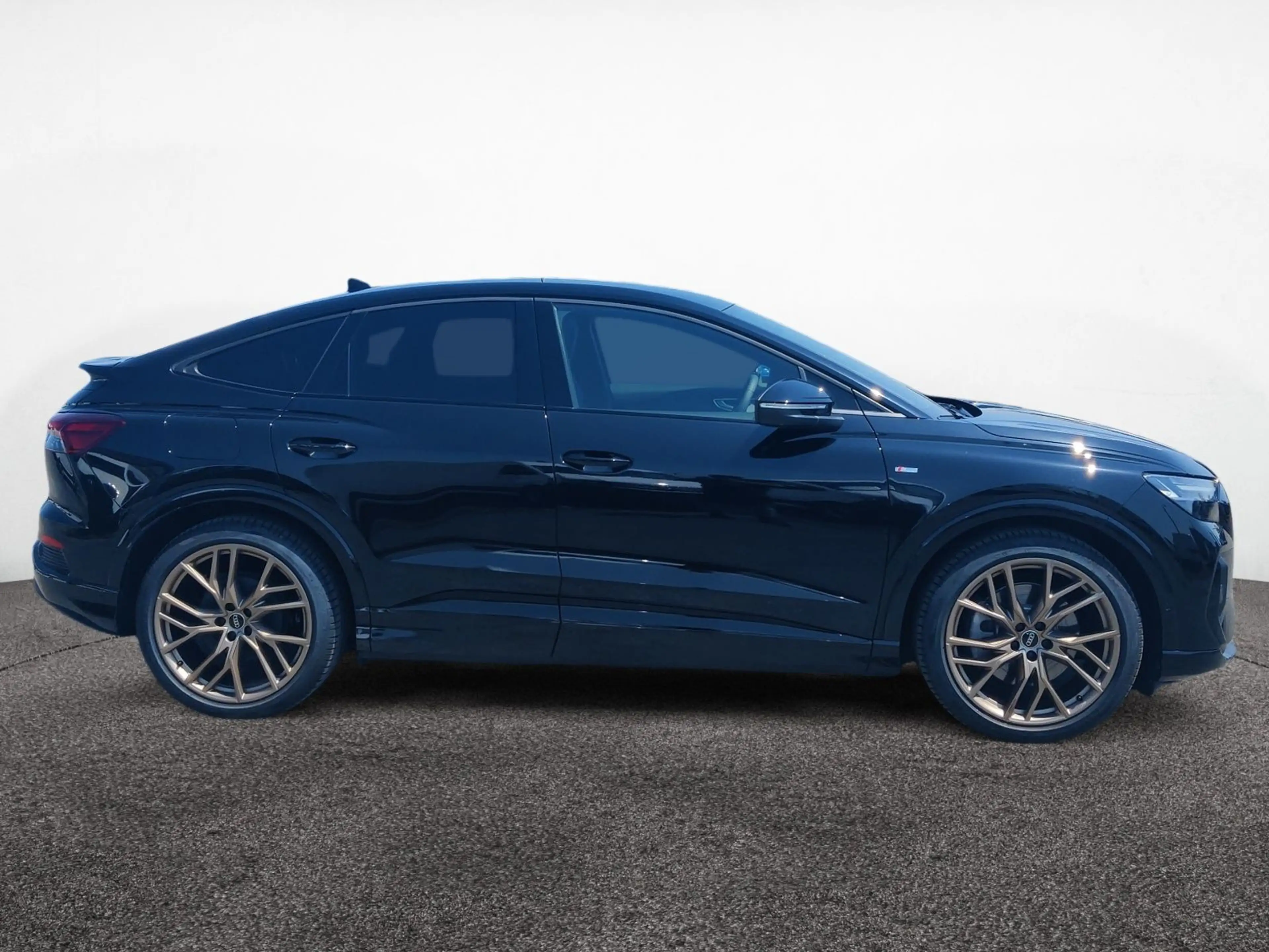 Audi Q4 e-tron Q4 Sportback 55 e-tron quattro S line 77kWh — photo 8