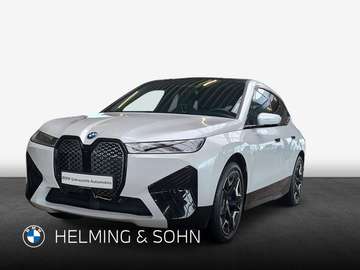xDrive40 Sportpaket HK HiFi Sitzbelüftung Pano Sky