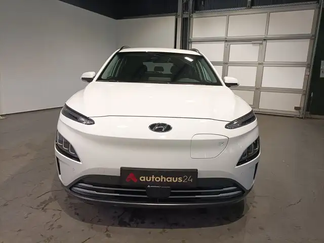Hyundai Kona view 2