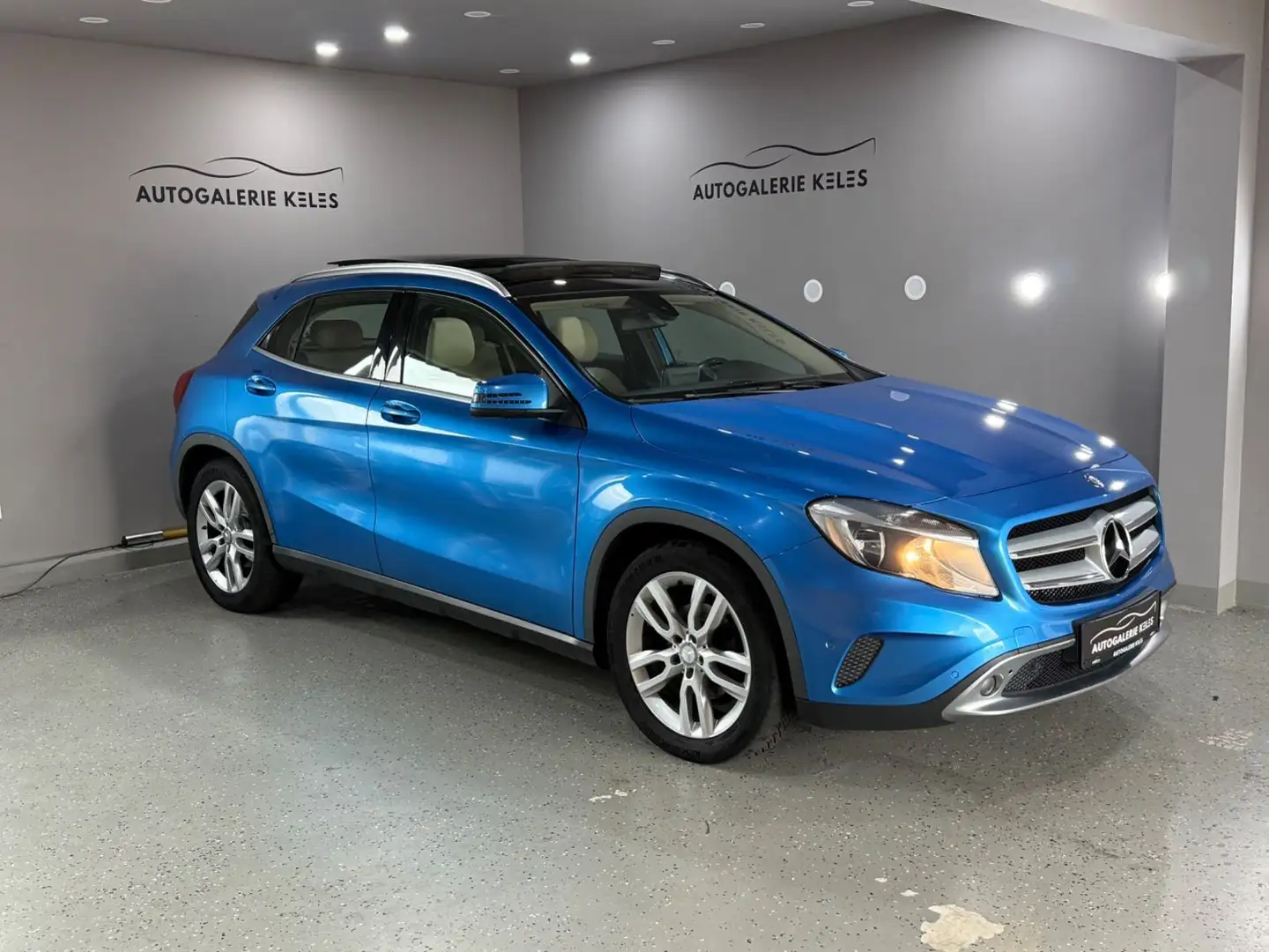 Mercedes-Benz GLA 200 CDI 4 Matic Autom. LEDER*NAVI*PANO*KAM Blau - 1