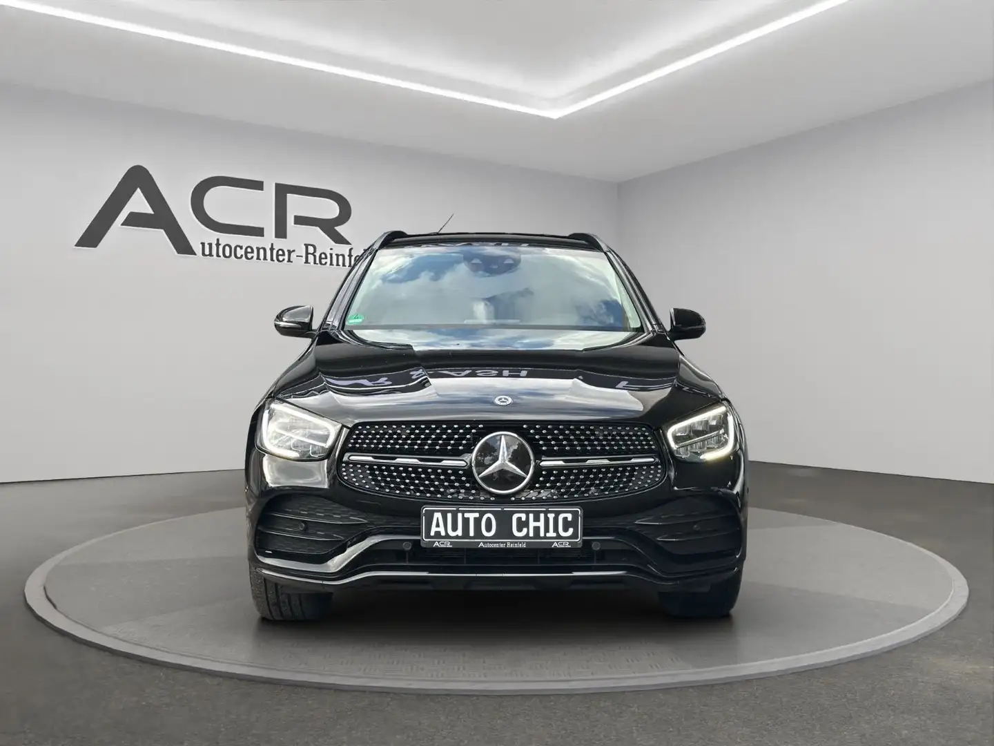 Mercedes-Benz GLC 300 de 4Matic AMG Night/BUR/LED/TOTWINK/20" Noir - 2