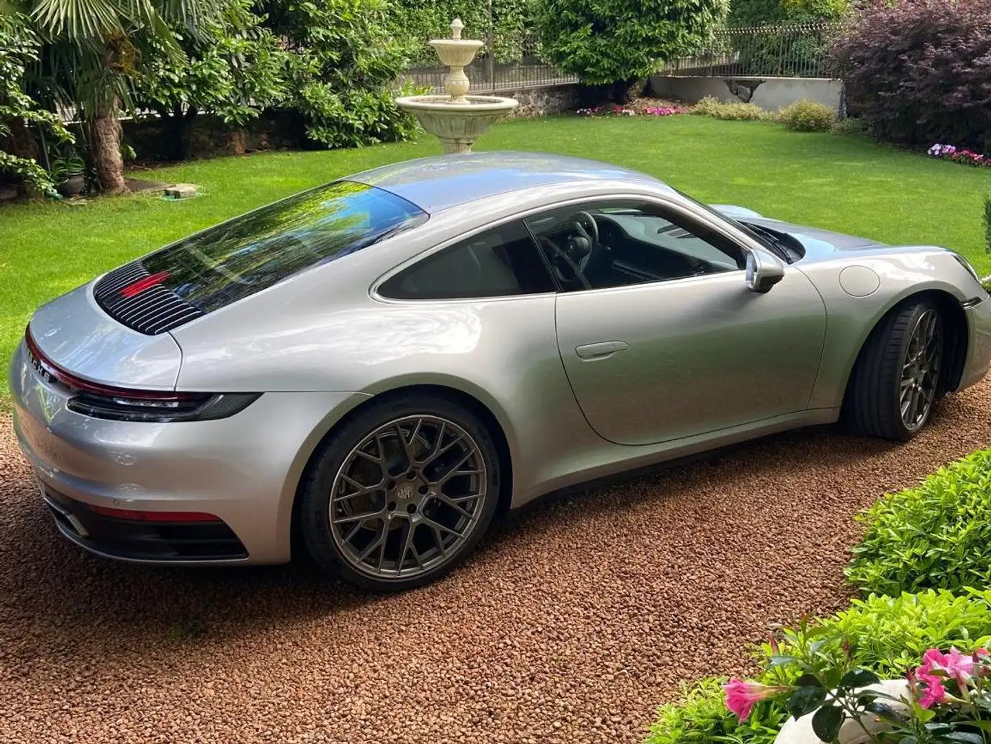 Porsche 911 911 VIII Carrera 992 Carrera 4 Argento - 1