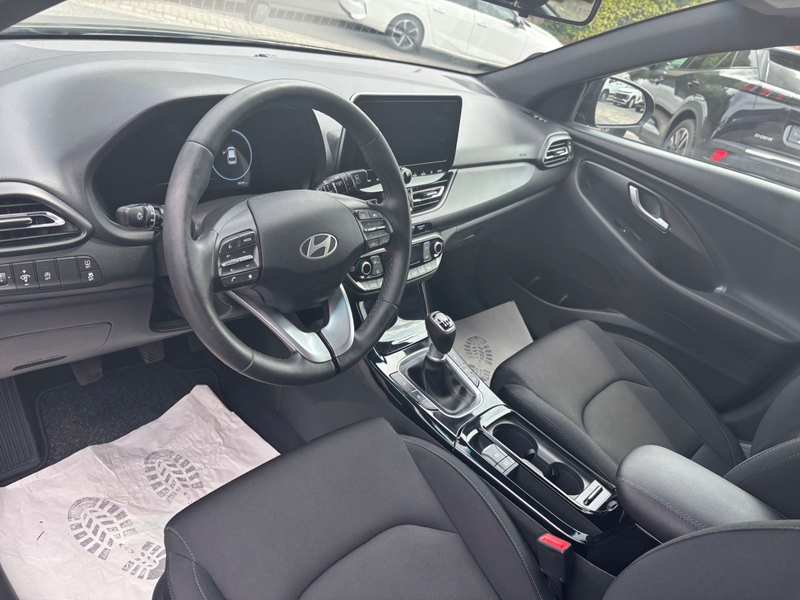 Hyundai i30 Advantage,Navi+Kamera+LED+Virtual+SHZ+LHZ — photo 9
