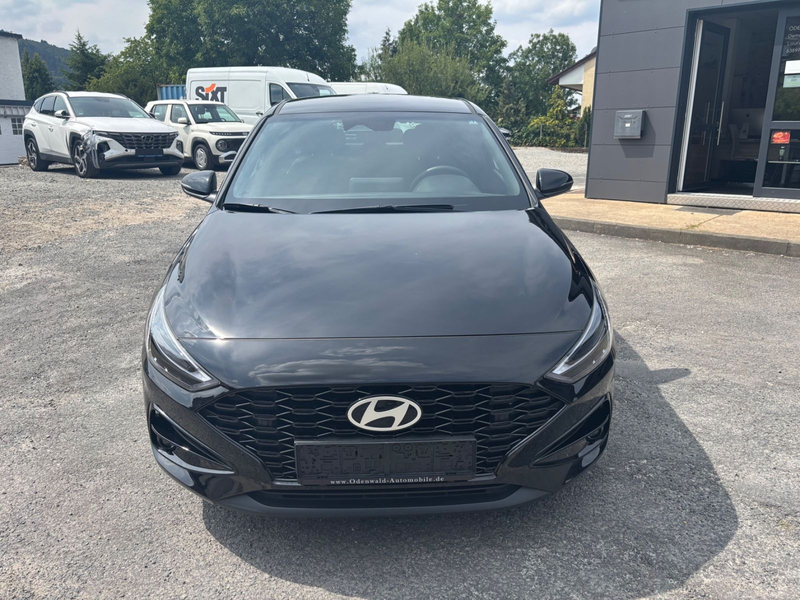 Hyundai i30 Advantage,Navi+Kamera+LED+Virtual+SHZ+LHZ — photo 6