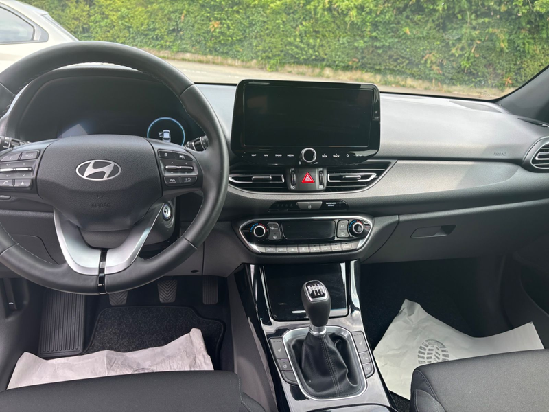 Hyundai i30 Advantage,Navi+Kamera+LED+Virtual+SHZ+LHZ — photo 11