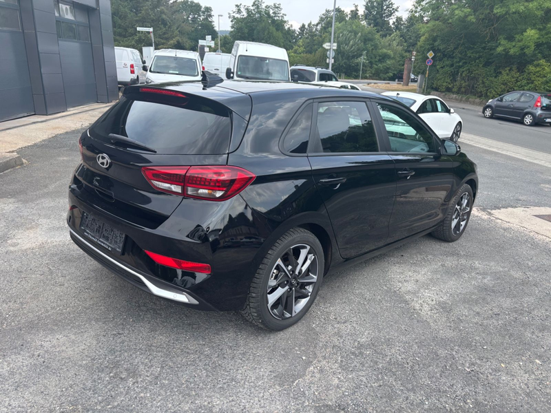 Hyundai i30 Advantage,Navi+Kamera+LED+Virtual+SHZ+LHZ — photo 15