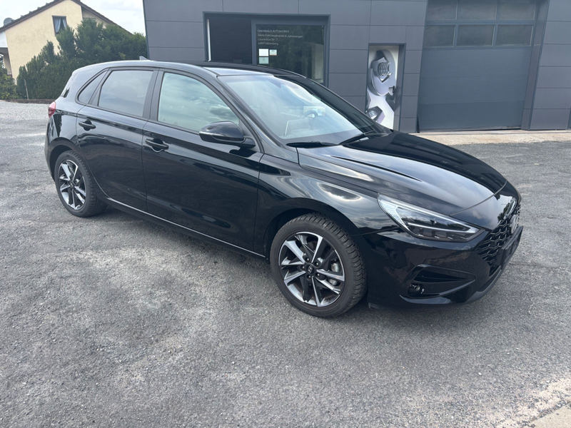 Hyundai i30 Advantage,Navi+Kamera+LED+Virtual+SHZ+LHZ — photo 12