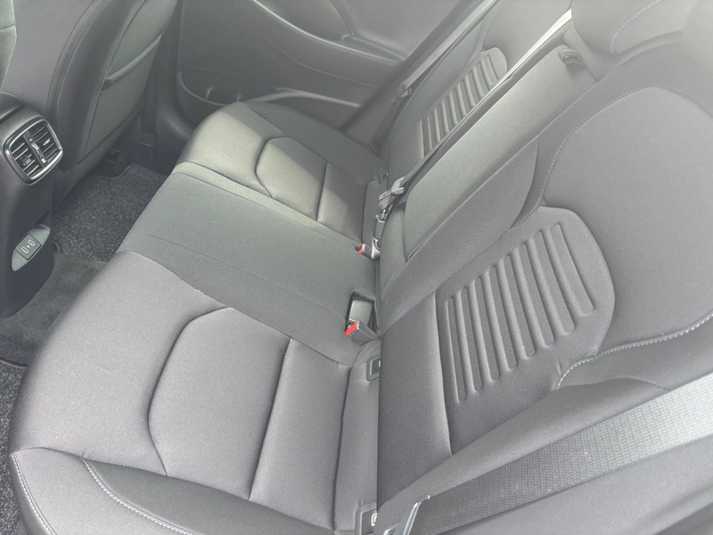 Hyundai i30 Advantage,Navi+Kamera+LED+Virtual+SHZ+LHZ — photo 10