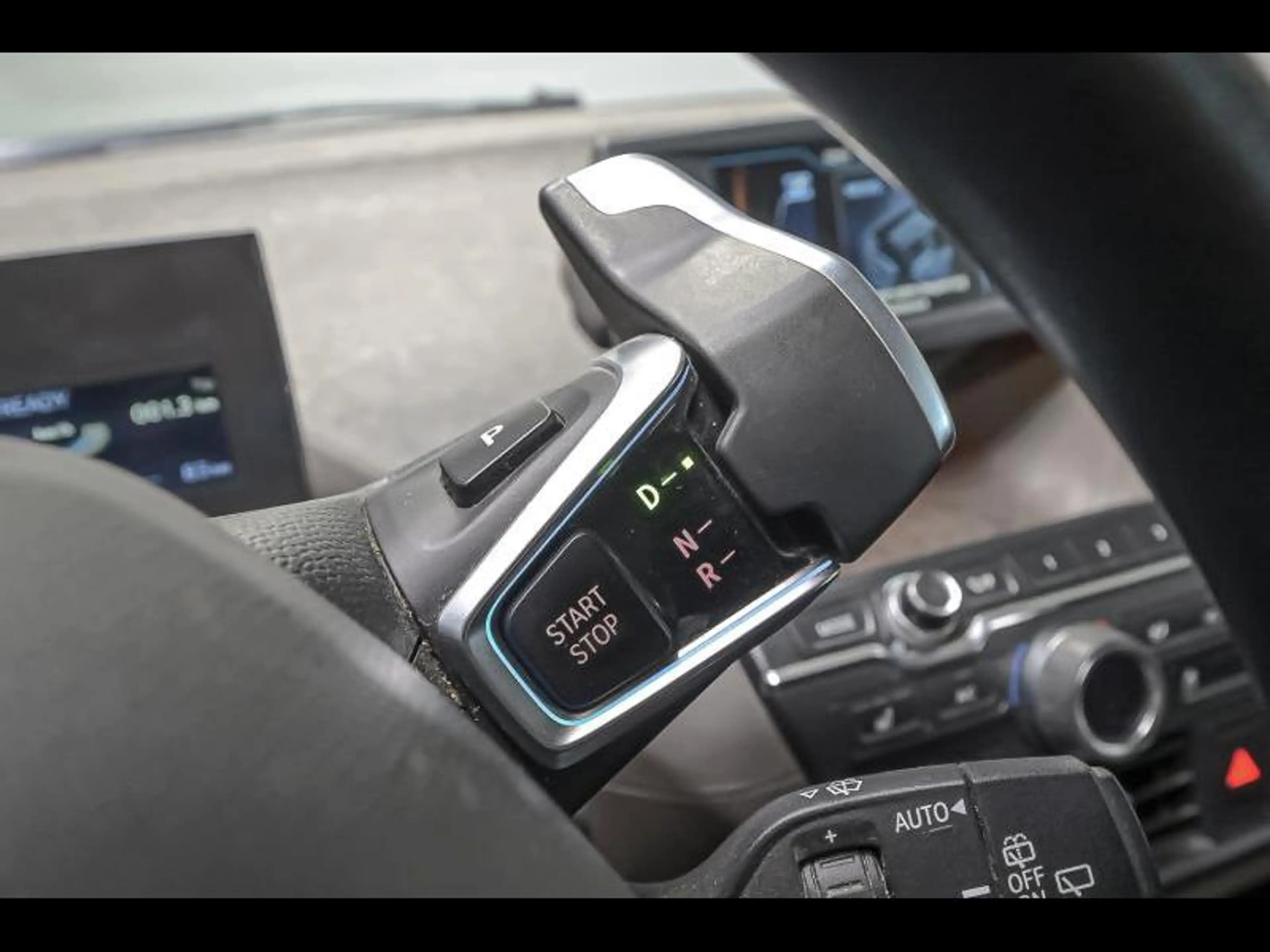 BMW i3 94ah - ADVANCE|CAM|PARKASSIT|DAB — photo 11