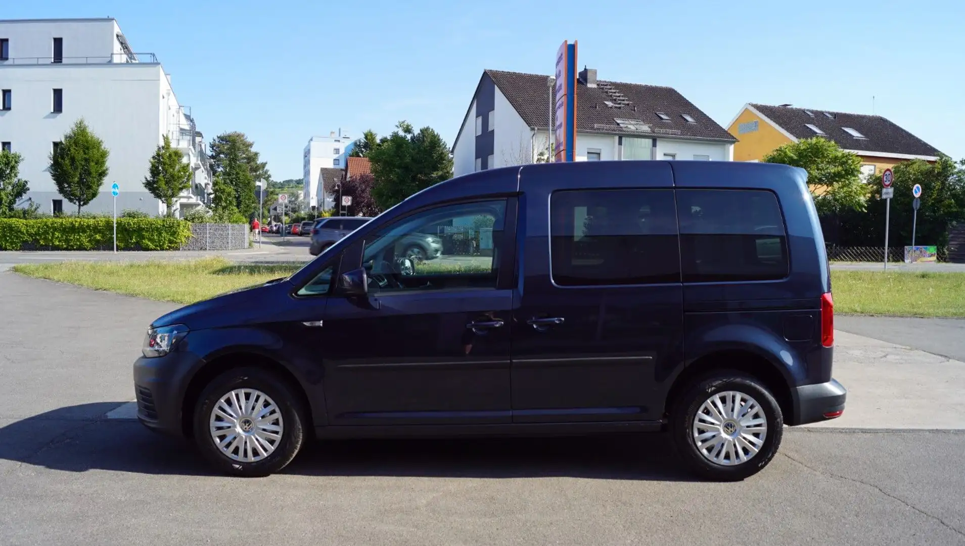 Volkswagen Caddy PKW TSI BMT AHK+Klima-Aut+SHZ+Temp+PDC+Eu6 Blau - 2