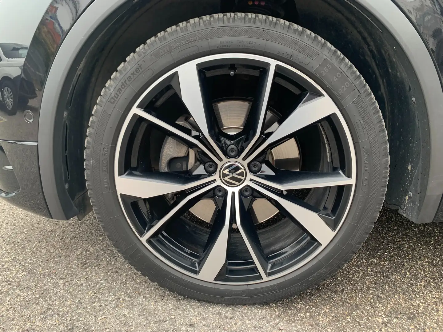 Volkswagen Tiguan 1.4 TSI  eHYBRID R-LINE DSG 245 CV NEOPATENTATI - 2