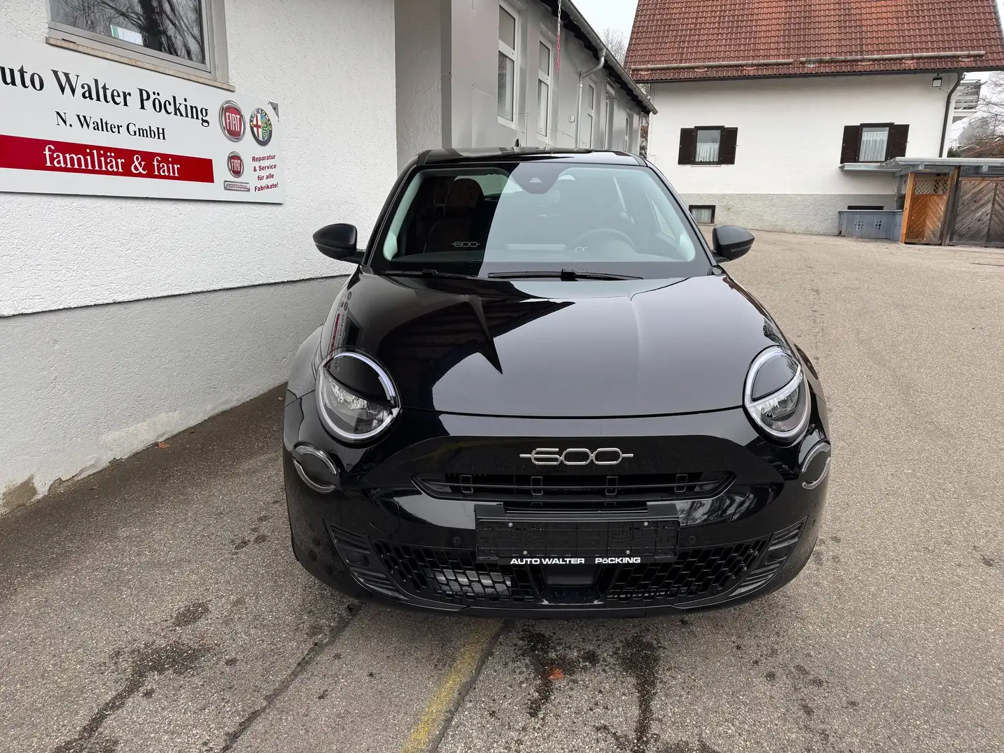 Fiat 600 600 1.2 Hybrid Sonderedition, Navi, WinterPak, LED Schwarz - 2
