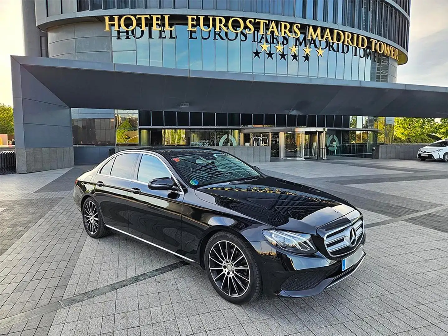 Mercedes-Benz E 220 E 220d 9G-Tronic 194 Negro - 1