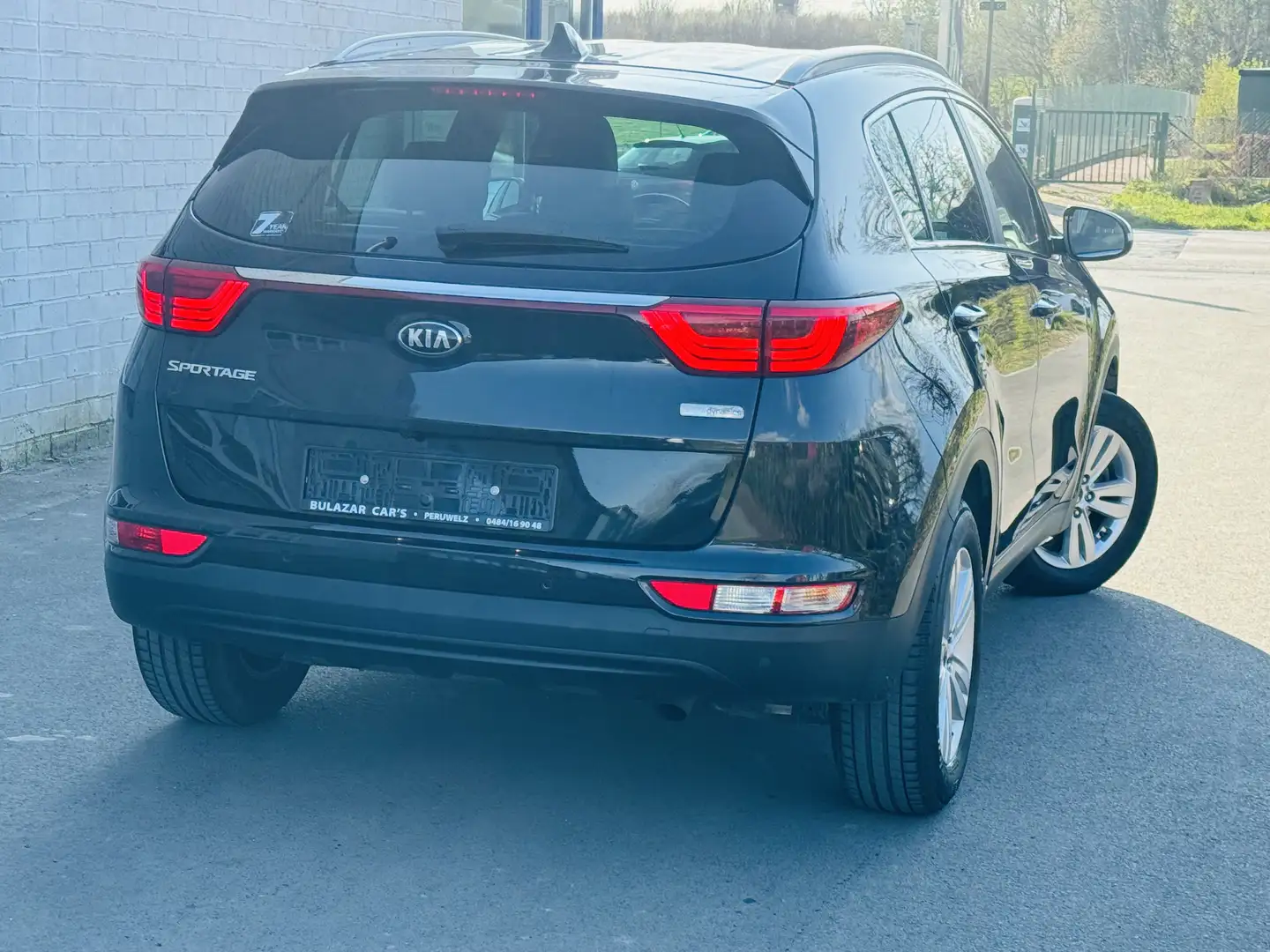 Kia Sportage 1.6i 2WD *1 ER MAIN*XENON*CARNET*CUIR*GARANTIE Noir - 1