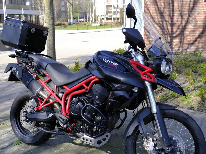 Triumph Tiger 800 - foto 6