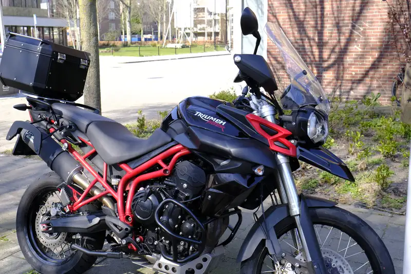 Triumph Tiger 800 - foto 5